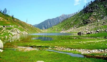 Day 04:-Rewti â€“ Kareri Lake (3200m) (6km)